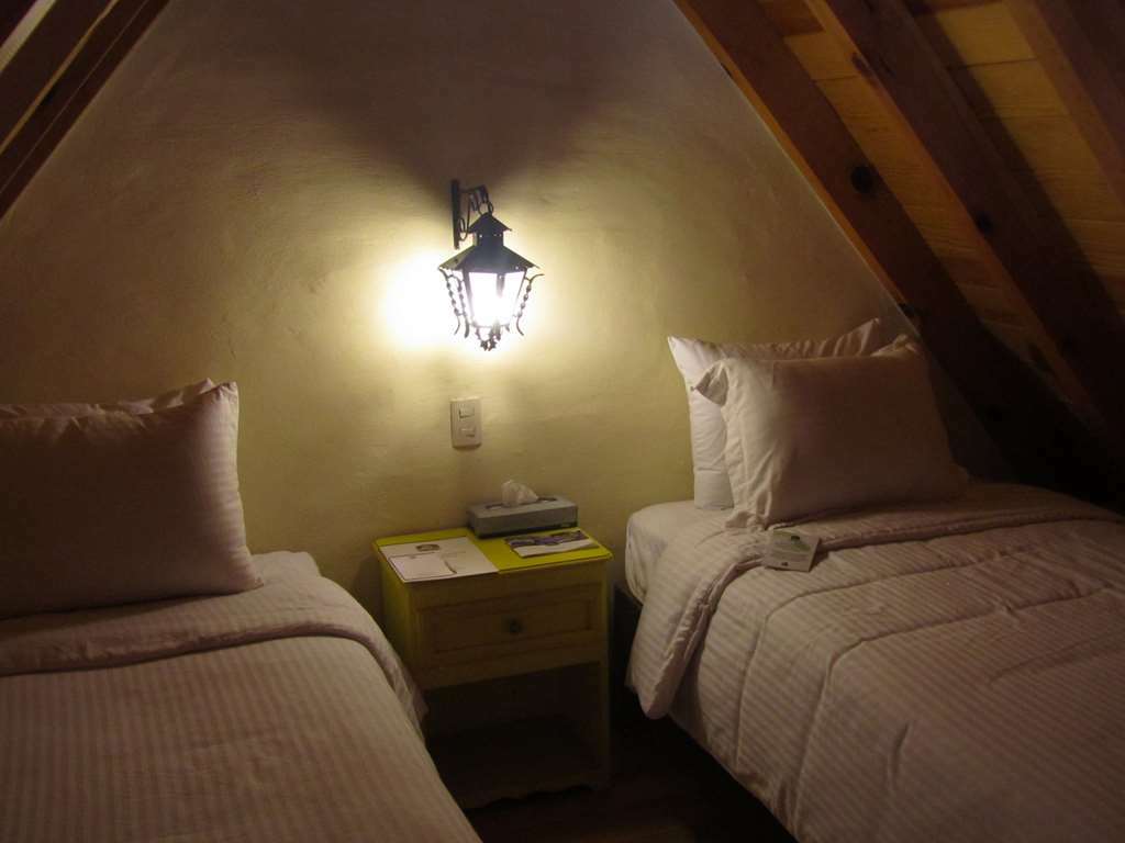 Cabanas Sierra Mazamitla Kamer foto